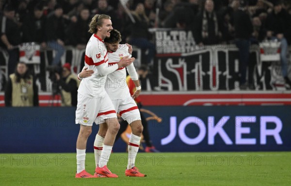 Goal celebration Nick Woltemade VfB Stuttgart (11) with Atakan Karazor VfB Stuttgart (16) Perimeter