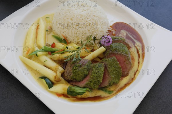 Froben Restaurant am Schloss, restaurant, gastronomy, eating and drinking, food, lamb, fillet in