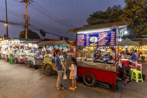 Night market with food stalls at the Chom Thong Food Market in Chom Thong, Thailand, Asia