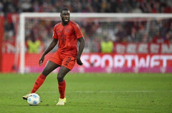 Dayot Upamecano FC Bayern Munich FCB (02) Action on the ball Allianz Arena, Munich, Bavaria,