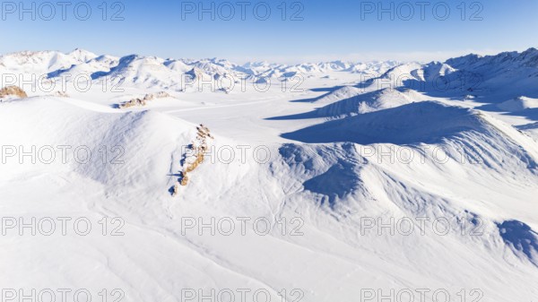 Winter landscape of the Pamir Plateau, Jarty Gumbez, Gorno-Badakhshan Province, Tajikistan, Central