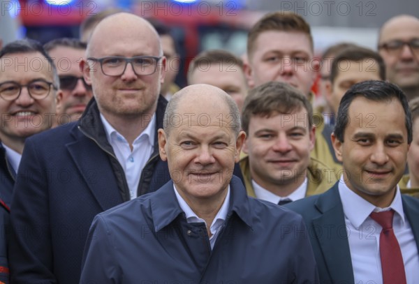 Duisburg, North Rhine-Westphalia, Germany, Press event: Federal Chancellor Olaf Scholz visits fire