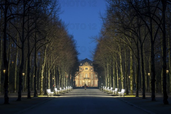 The light benches by artist Stefan Sous in the Hofgarten, entitled UV-A UV-B, 14 completely