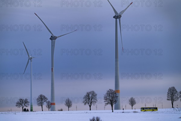 Country road, local train, wind farm, north of Lichtenau, self-proclaimed energy town, over 190
