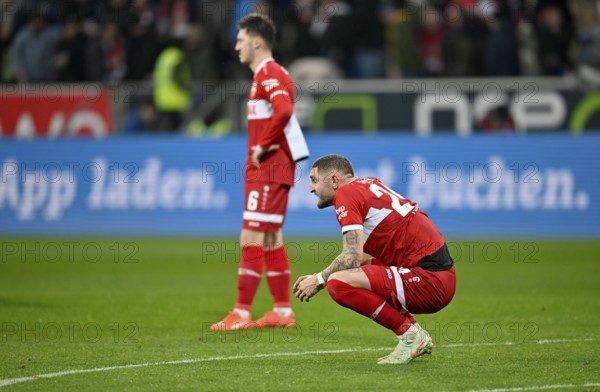 Disappointment for Angelo Stiller VfB Stuttgart (06) Jeff Chabot VfB Stuttgart (24) PreZero Arena,