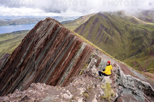 Female hiker in the Peruvian Andes, Pallay Punchu Rainbowmountain, Layo, Peru, South America