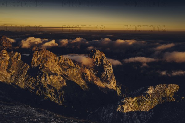 Sunrise hike on the Hochplatte near Halblech in the Ammergau Alps, Ammergebirge in the Allgäu,