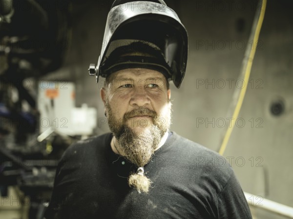 Welder on the Wilma double-shield tunnel boring machine in the H53 construction lot, Brenner Base