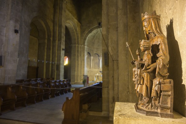 Statue of the Virgin Mary, Notre Dame de Ganagobie Abbey Ganagobie, Alpes-de-Haute-Provence,