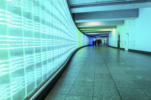 Passage under Essen's main railway station, connects entrances to the city and the main railway