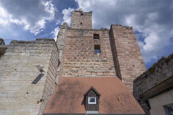 Hilpoltstein castle ruins, built around 1220 to 1230, Maria-Dorothea-Straße 5, 7, Hiltpoltstein,