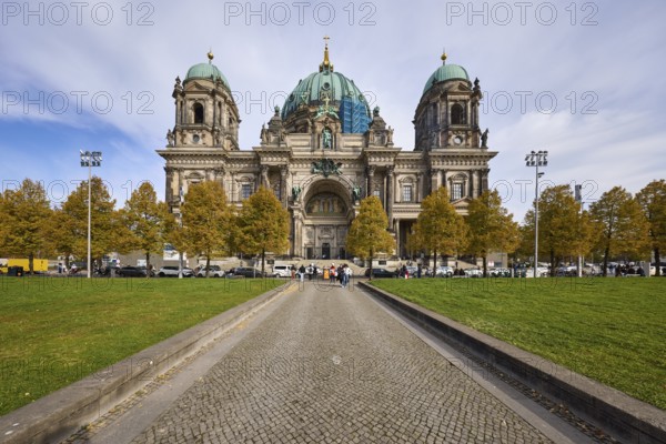 Berlin Cathedral and Lustgarten, Berlin, capital city, independent city, federal state of Berlin,