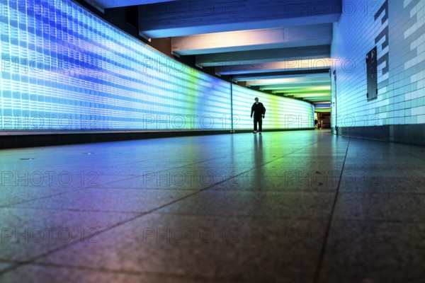 Passage under Essen's main railway station, connects entrances to the city and the main railway