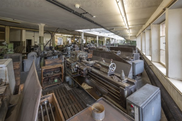 Production hall for engine valves, formerly Dietz & Pfriem valve factory, today Industrial Museum