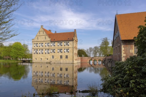 Moated castle Hülshoff, Havixbeck, Münsterland, North Rhine-Westphalia, Germany, Europe