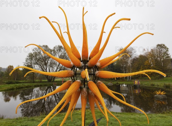 Glass art objects in the glass show garden of the Andreas Apfelthaler glassworks, Alt Nagelberg,