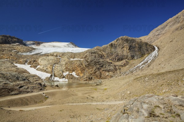 View from the Panoramatrail at the Kaiser Franz-Josef Höhe on the Grossglockner High Alpine Road to