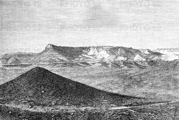 Desert-like mountain landscape Al Farafra in the Egyptian Sahara, stone desert, Hammada,