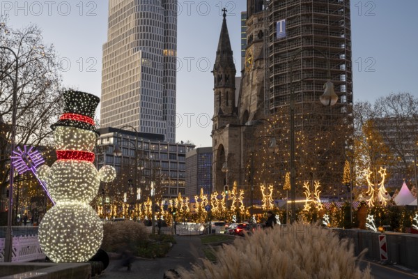Christmas decorations and Kaiser Wilhelm Memorial Church, City Christmas Market, Blue Hour,