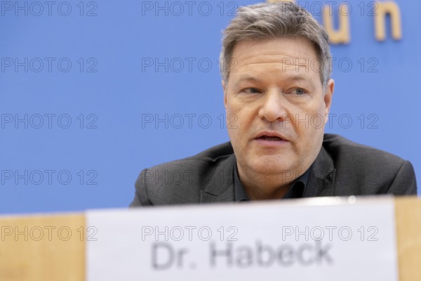 Dr Robert Habeck (Federal Minister of Economics) at the press conference of Bündnis 90 / Die Grünen