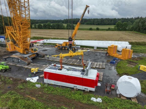 Dorsten, North Rhine-Westphalia, Germany, construction of a wind turbine, the first wind turbine of