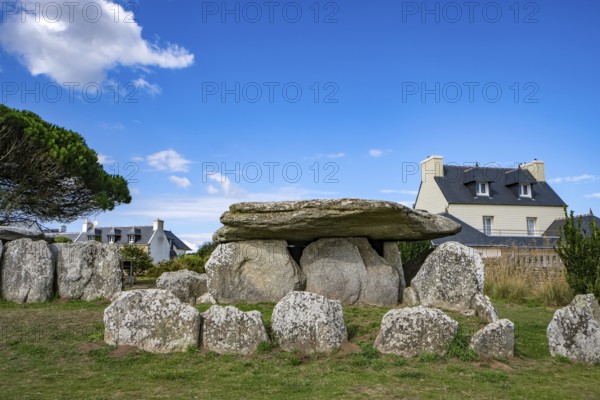 Pors Poulhan, Brittany, France - Dolmen tomb, Allée couverte de Pors Poulhan, the megalithic site