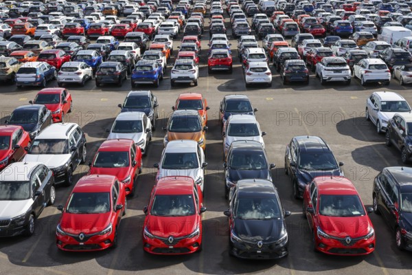 Duisburg, North Rhine-Westphalia, Germany, new cars, transhipment centre, car terminal in Duisburg