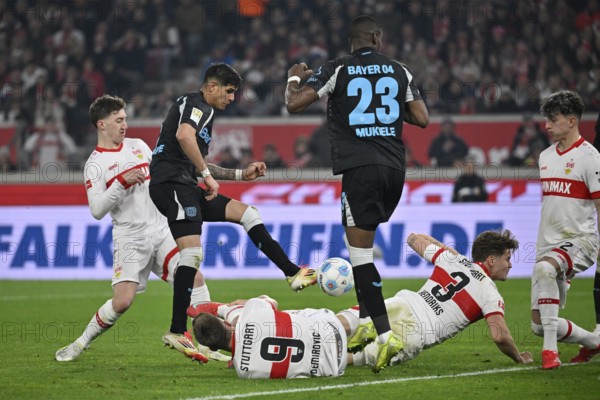 Penalty area scene, goal area scene Goal kick Action Goal chance Piero Hincapie Bayer 04 Leverkusen