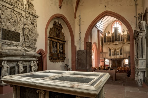 Protestant town church of the late Gothic period, high tomb, tumba for George II of Erbach,