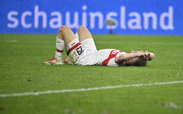Disappointment at Finn Jeltsch VfB Stuttgart (29) Perimeter advertising Schauinsland Reisen