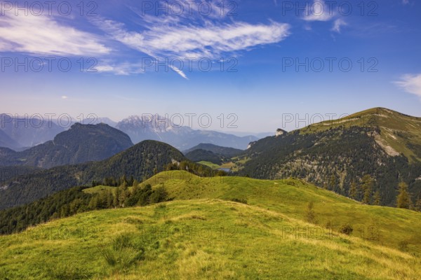 At the summit of Alpbichl with a view of Trattberg and Seewaldsee, Osterhorngruppe, Salzkammergut,