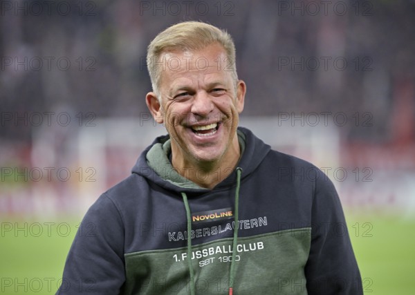Coach Markus Anfang 1. FC Kaiserslautern FCK Portrait laughs, MHPArena, MHP Arena Stuttgart,