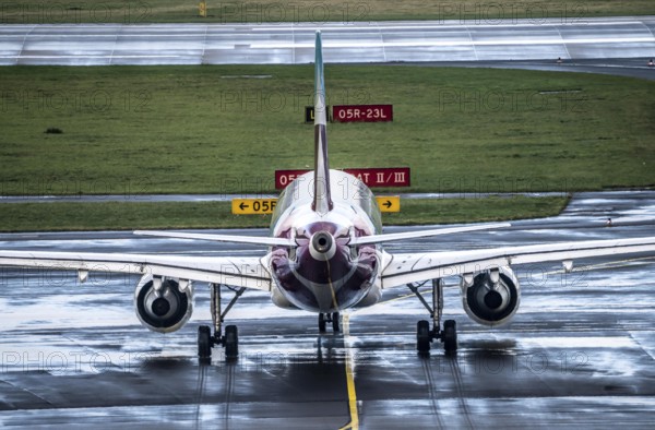 Düsseldorf Airport, Eurowings Airbus on the taxiway for take-off, signposting, Düsseldorf, North