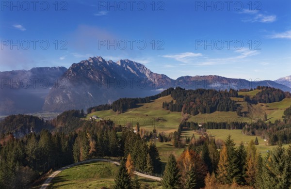 View from the Moosegg high plateau to the Hoher Göll, Golling, Osterhorn group, Salzburg province,