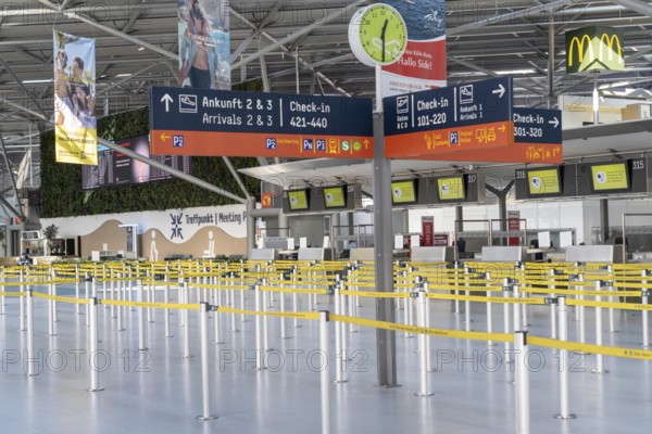 Cologne-Bonn Airport, warning strike by the Verdi trade union, public service and ground handling