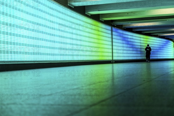 Passage under Essen's main railway station, connects entrances to the city and the main railway