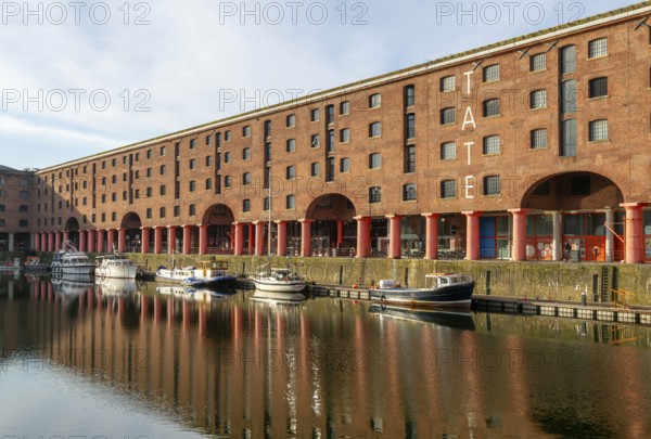 Tate Liverpool art gallery, Royal Albert Dock, Pier Head, Liverpool, England, UK