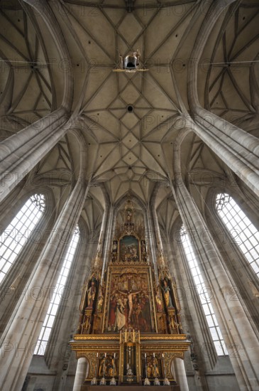 High altar, completed in 1642, replaced by neo-Gothic carvings in 1856, late Gothic hall church of