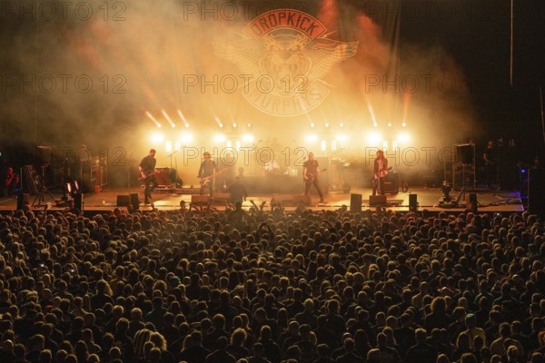 DROPKICK MURPHYS, folk punk band, USA, tour 2025, concert, 15.02.2025, Max-Schmeling-Halle, Berlin,