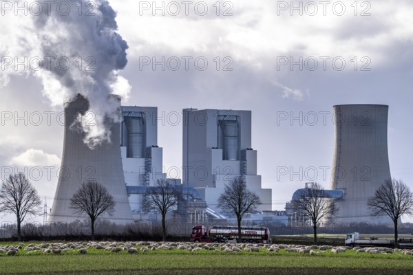 RWE Power lignite-fired power plant Neurath, near Grevenbroich, power plant units F and G, cooling