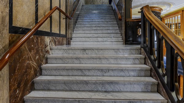 Historic interior design, staircase and corridor in the Hindenburghaus, Großer Burstah 31, Hamburg,