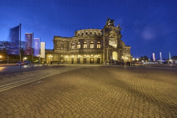 Semperoper, architectural style neo-renaissance, architect Gottfried Semper, flags with programme