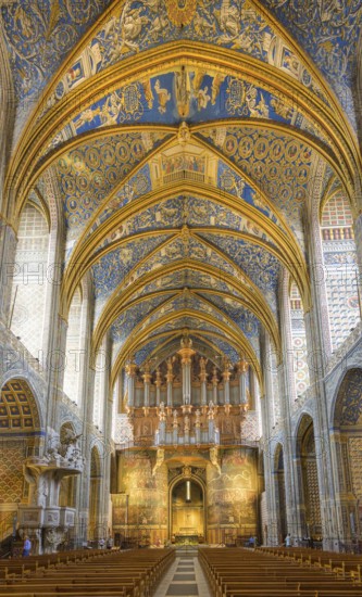 Painting of the Last Judgement and organ in St Cecilia's Cathedral, Albi, Département Tarn, France,
