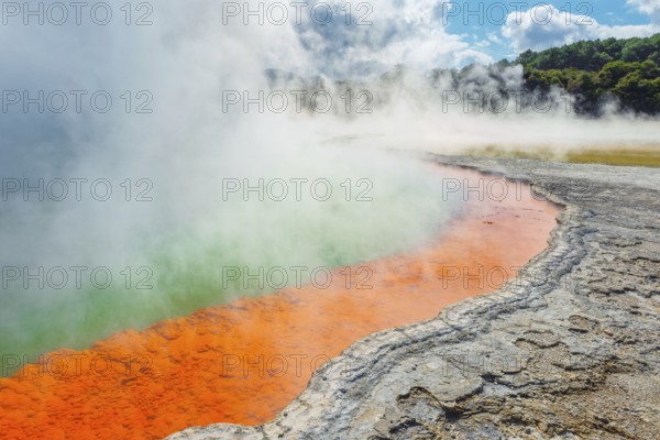 Champagne pool, Waiotapu Thermal Park, Waiotapu, Rotorua, Bay of Plenty, North Island, New Zealand,