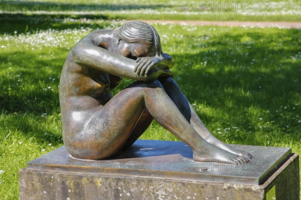 Public art, sculpture by Hermann-Christian Zimmerle sculptor, nude Eva, female figure, bronze