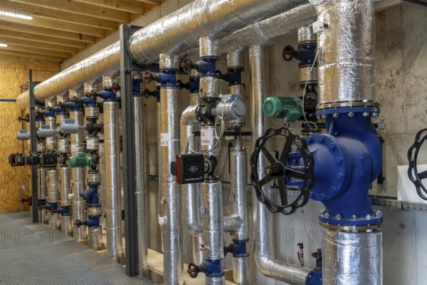 Pipelines, control elements of the heat storage tank of a biogas plant, 5000 cubic metres of hot