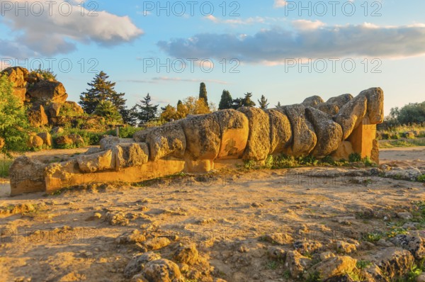 Telamone statue, Valley of Temples, Agrigento, Sicily, Italy, Europe