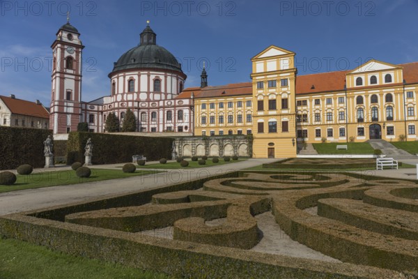 Castle Jaromerice nad Rokytnou is located in Jaromerice nad Rokytnou in Okres Trebic, Czech