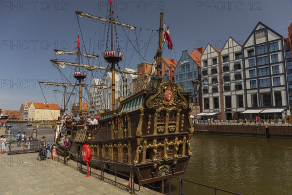 Mottlau pier in Gdansk with the Galeon Lew, a replica of an historic corsair