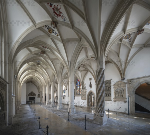 The late Gothic mortuary, burial place of the cathedral canons, consecrated in 1498, Cathedral of